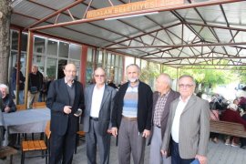İmam Hatip Okulu 73 mezunları 66 girişliler 3.toplantısını yaptı