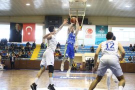 DENİZLİ BASKET’İN GÖZÜ KUPADA!