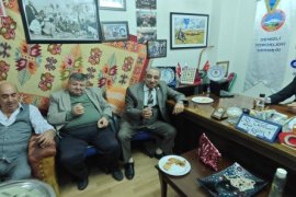 Denizli Yörükleri Derneğinde  nöbet değişimi.