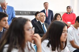 Naile-Mehmet Ali Uyanık Anadolu Lisesi Törenle Açıldı