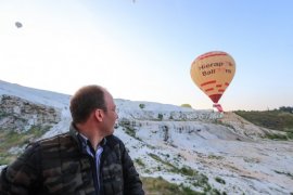 PAMUKKALE BELEDİYESİ’NDEN GENÇLERE 19 MAYIS HEDİYESİ