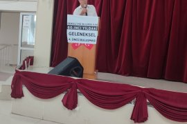 İmam Hatip Okulu 73 mezunları 66 girişliler 4.toplantısını yaptı