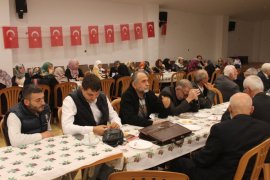 İmam Hatip Okulu 73 mezunları 66 girişliler 3.toplantısını yaptı