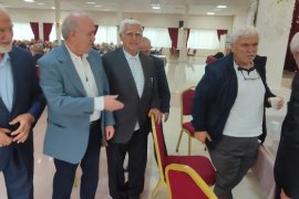 İmam Hatip Okulu 73 mezunları 66 girişliler 4.toplantısını yaptı