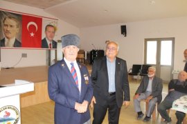 İmam Hatip Okulu 73 mezunları 66 girişliler 3.toplantısını yaptı