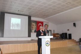 İmam Hatip Okulu 73 mezunları 66 girişliler 3.toplantısını yaptı