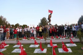 KOCATEPE’YE BÜYÜK YÜRÜYÜŞ GERÇEKLEŞTİRİLDİ