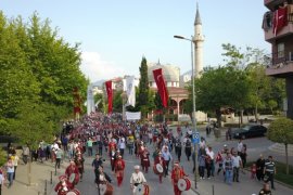 15 MAYIS COŞKUSU CADDELERE SIĞMADI