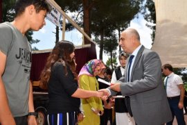 Vali Karahan Acıpayam'da diploma dağıttı