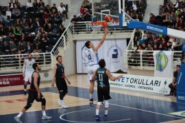 DENİZLİ BASKET’İN GÖZÜ KUPADA!