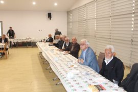 İmam Hatip Okulu 73 mezunları 66 girişliler 3.toplantısını yaptı