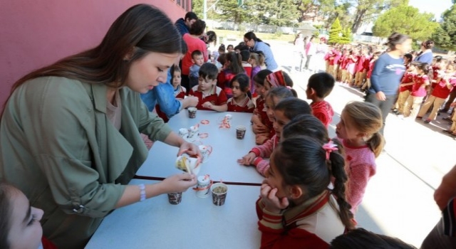 Kadın Ve Gençlik Meclisinden Duyarlı Davranış