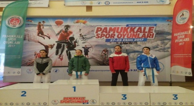 Pamukkale Spor Oyunları  Minderde Sürüyor