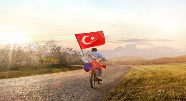 Turkcellliler Cumhuriyetin 94. Yılını Birbirinden Özel Hediyelerle Kutluyor