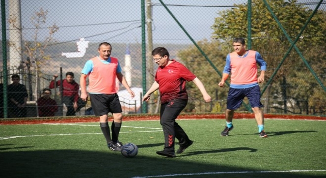 Halısaha Açılışında Futbol Şov