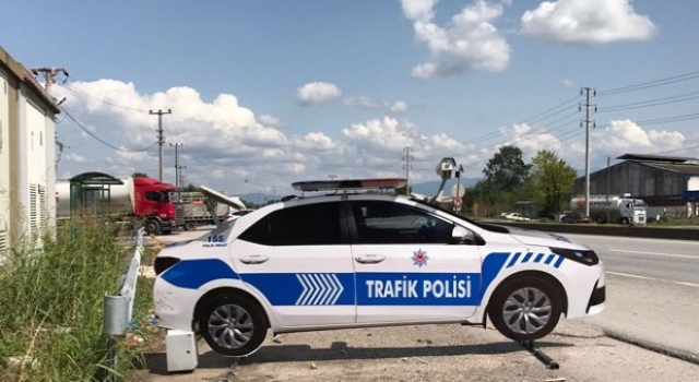 Polis Aracı Görünümlü Maketler İçin,bakandan Yorum..!