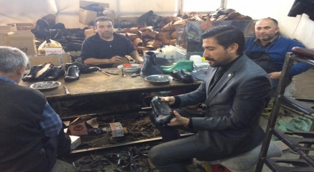 Özkan, Ayakkabı Üreticilerinin Ve Tekstil Tasarımcılarının Dertlerini Dinledi