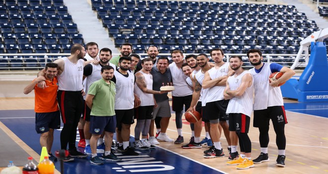 MERKEZEFENDİ BASKET’İN İLK RAKİBİ GEMLİK BASKETBOL