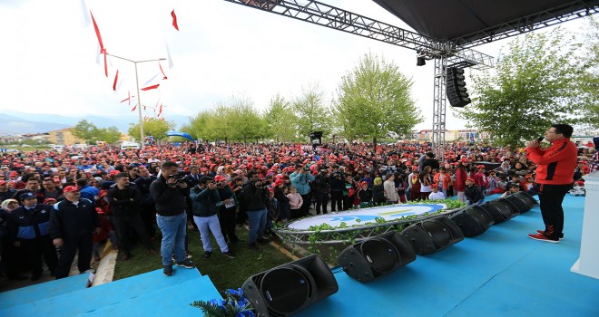 BU YIL DA BAHAR YÜRÜYÜŞÜNDE İĞNE ATSAN YERE DÜŞMEYECEK