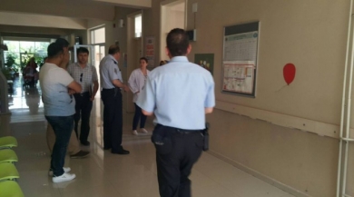 Çamelide Yollar Kumlanıyor