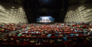 Büyükşehirle Tiyatro sezona hızlı başlıyor