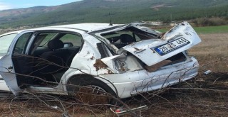 Tarlaya uçan otomobilden sağ çıktı