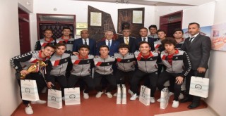 Denizli Bozkurt Spor Lisesi Türkiye Futsal Şampiyonu oldu